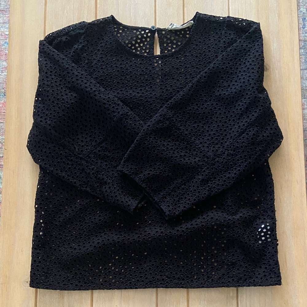 Everlane Eyelet Lantern Top | xs